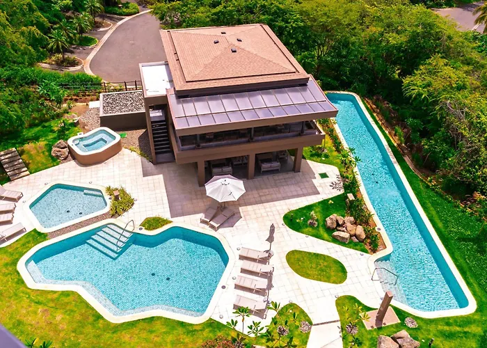 2br With Terrace + Club In Playas Del Coco | Naumi N412 * Sardinal (Guanacaste)