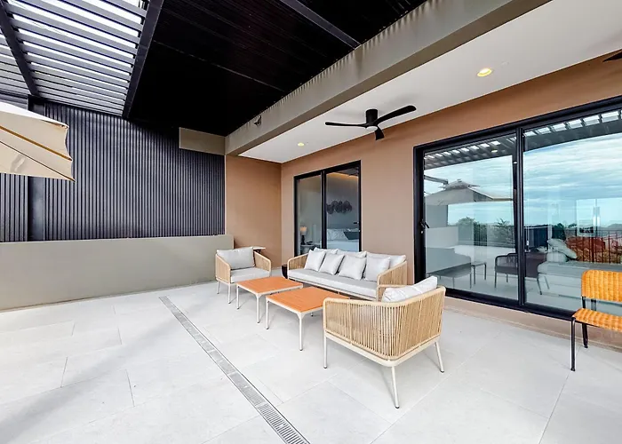 Villa 2br With Terrace + Club In Playas Del Coco | Naumi N412 *