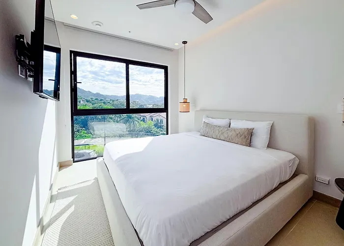 2br With Terrace + Club In Playas Del Coco | Naumi N412 Villa